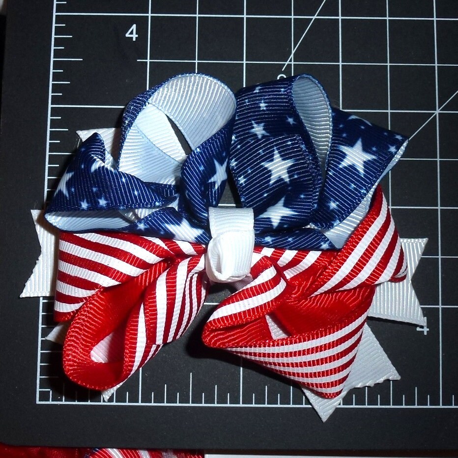 Puppy Bows ~ 4th of July Patriotic Large dog hair bowknot bow bands or barrette or collar slide (DC9)