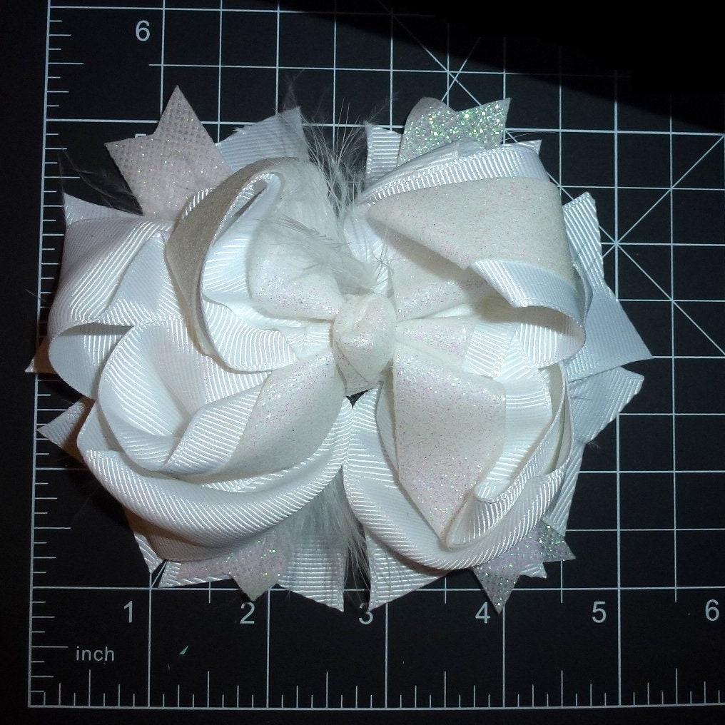 Puppy Bows ~ White feather glitter bow 5" big bowknot bow bands or barrette or collar slide (DC45)