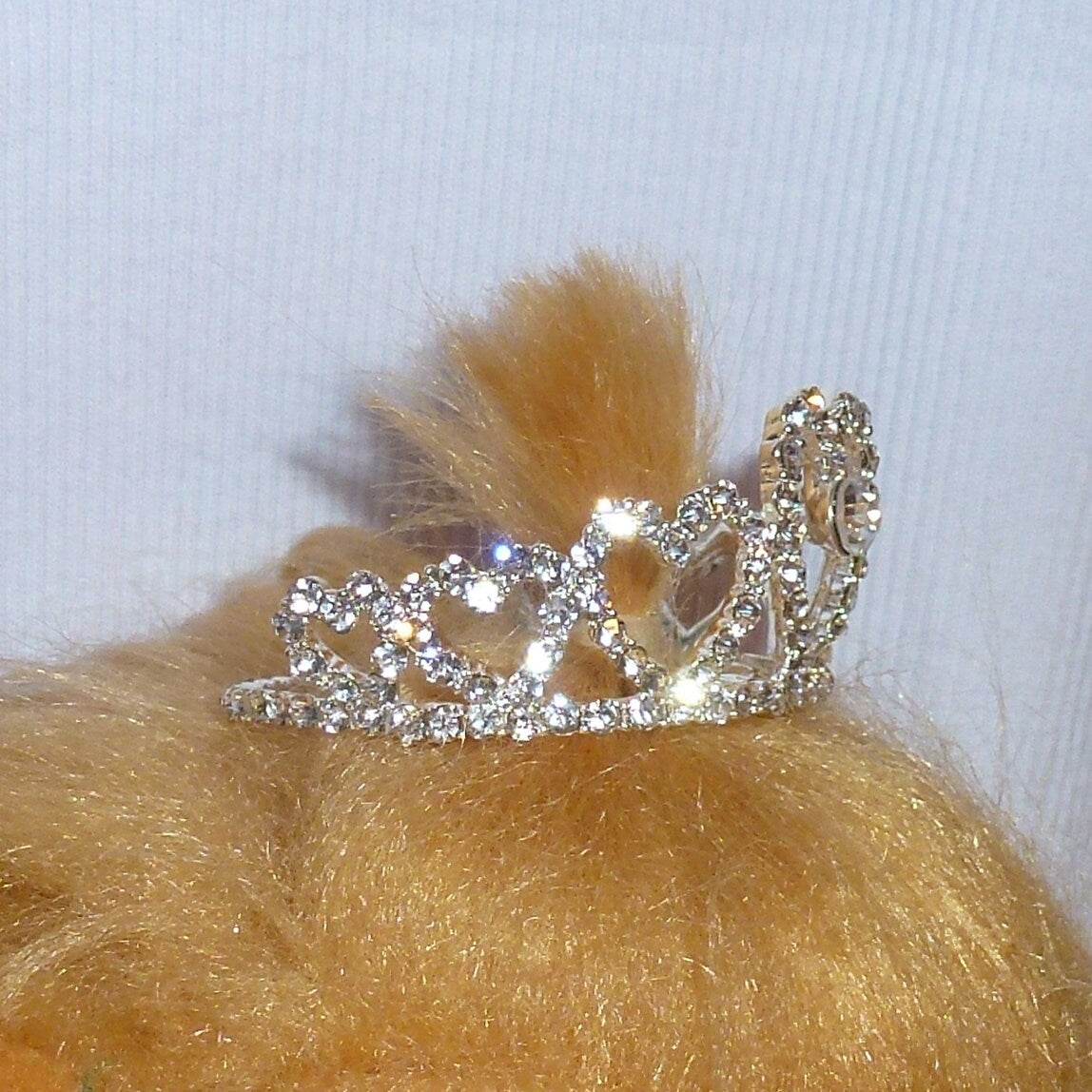 Puppy Bows ~ ADORABLE 3D silver full round tiara for dogs pet hair crown beauty pageant barrette (heart)