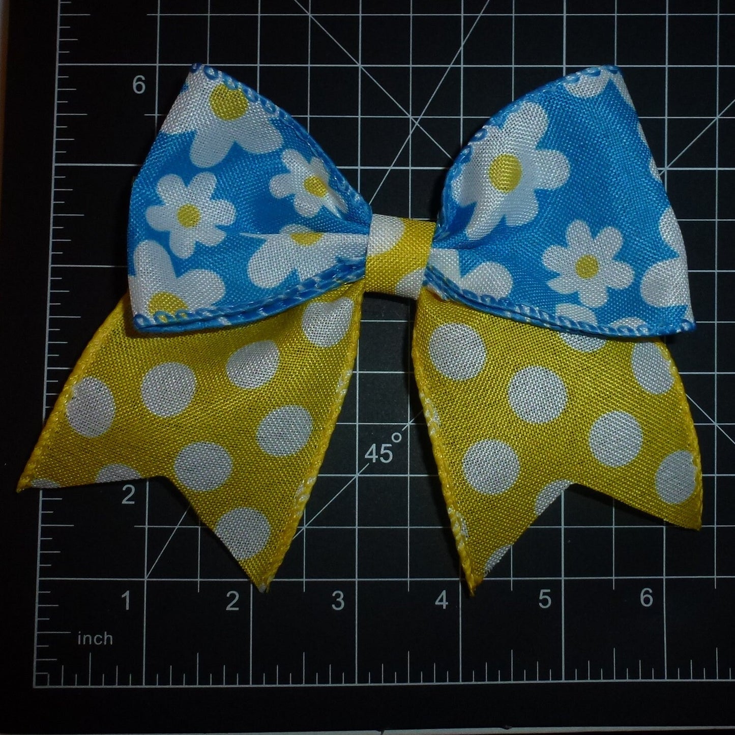 Puppy bows Summer daisy blue yellow 6" dog collar slide accessory flower bow (DC1)