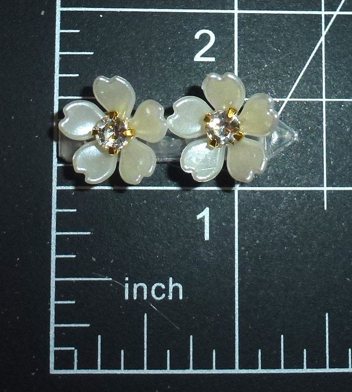 Puppy bows small mother of pearl 1" rhinestone flower petals pet hair barrette clip (fb459A)