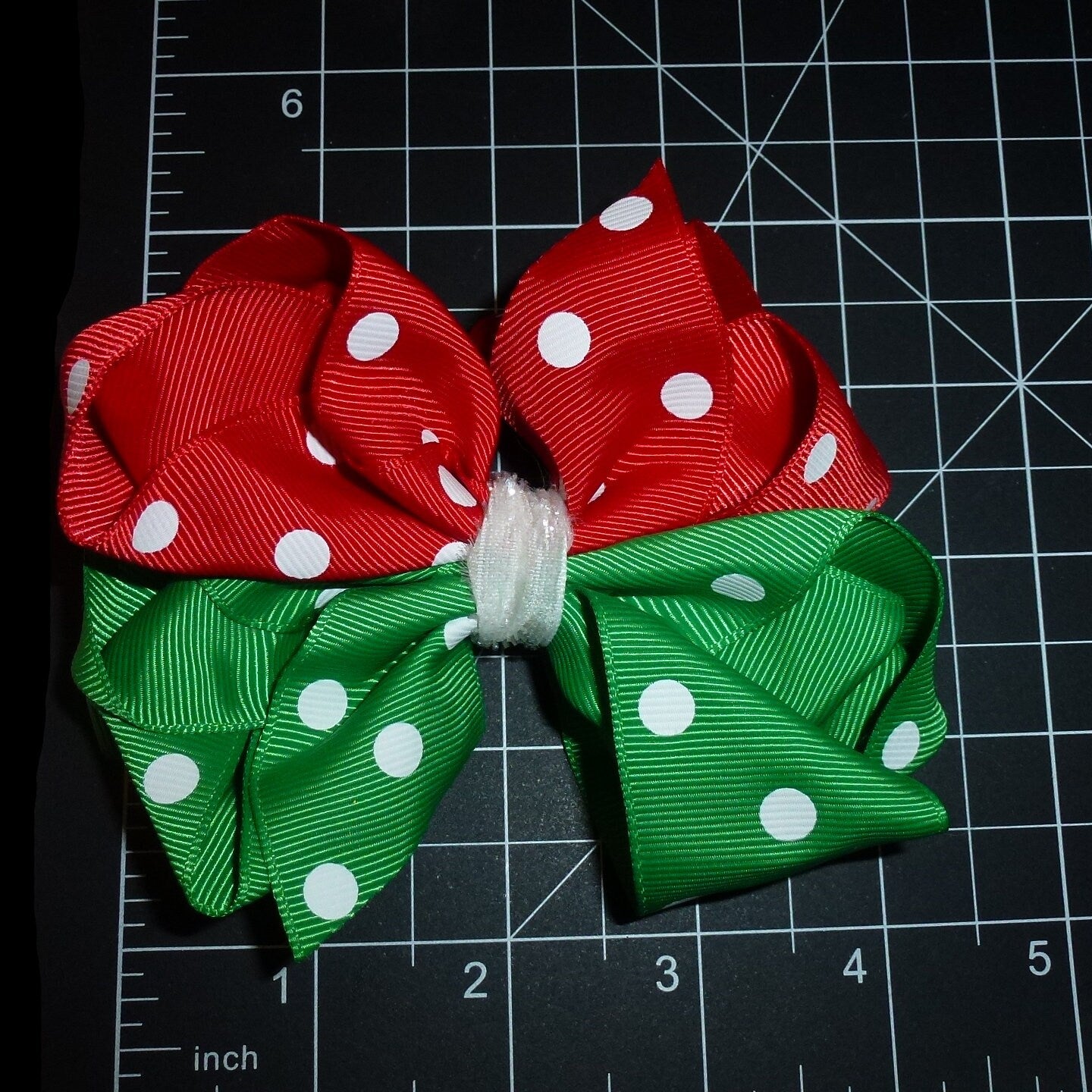 Puppy Bows ~ Christmas red/green dots 4" octopus hair slide bowknot bow bands or barrette or collar slide (fb562)