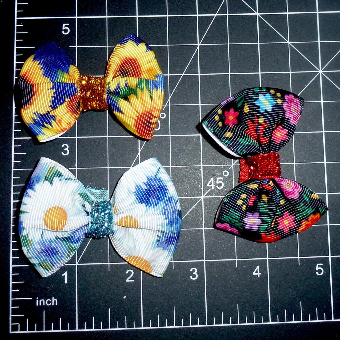 Puppy Bows ~ flower garden listing b dog hair bow latex bands or clips (FB180)
