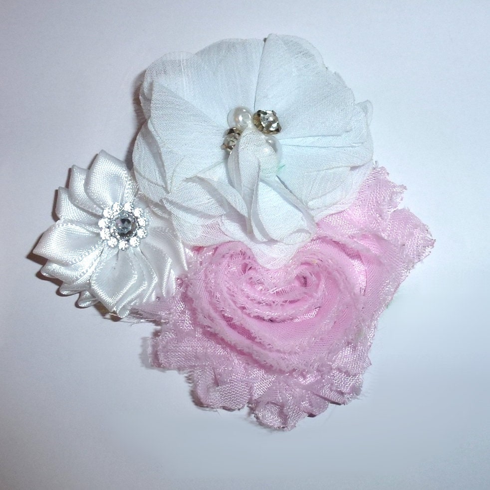 Pink white rhinestone pearl dog collar accessory flower slide (fb145d)