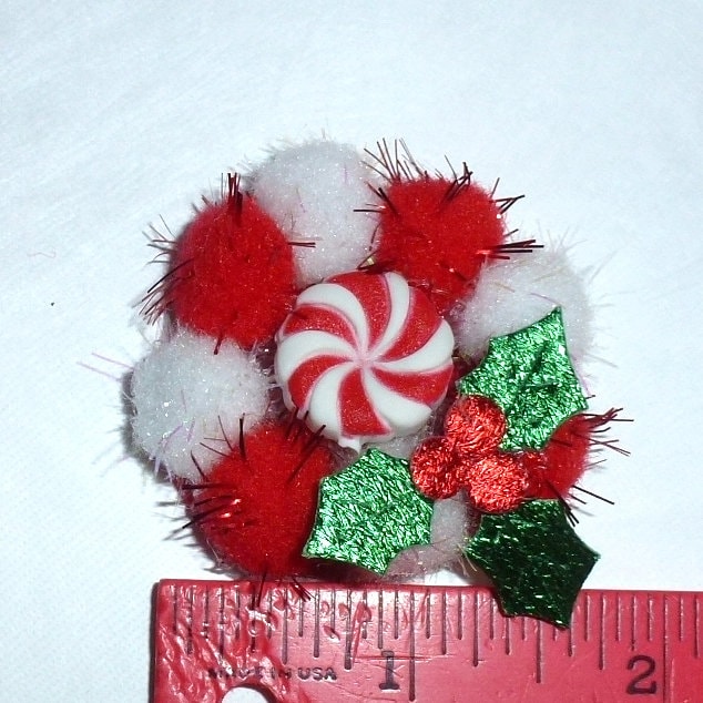 Puppy Dog Bows ~ red white Christmas wreath holly pet hair bow barrettes or bands collar slide