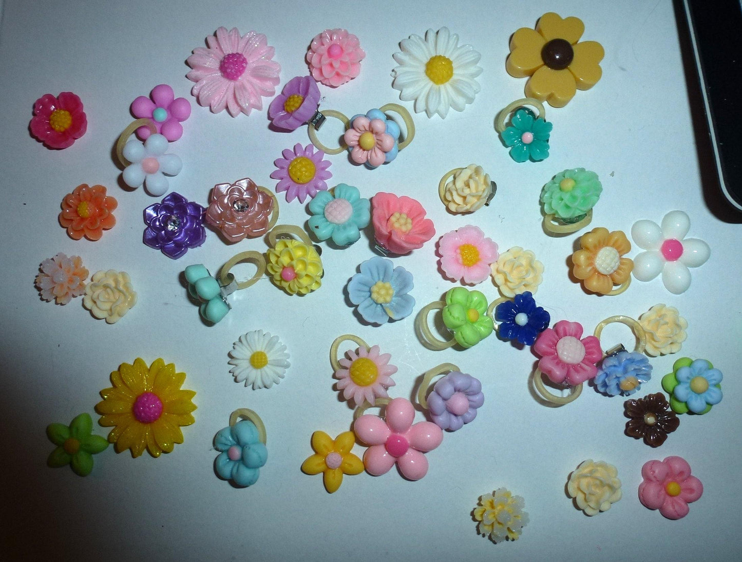 Bow super tiny pretty flowers with latex bands for dog pet hair bows