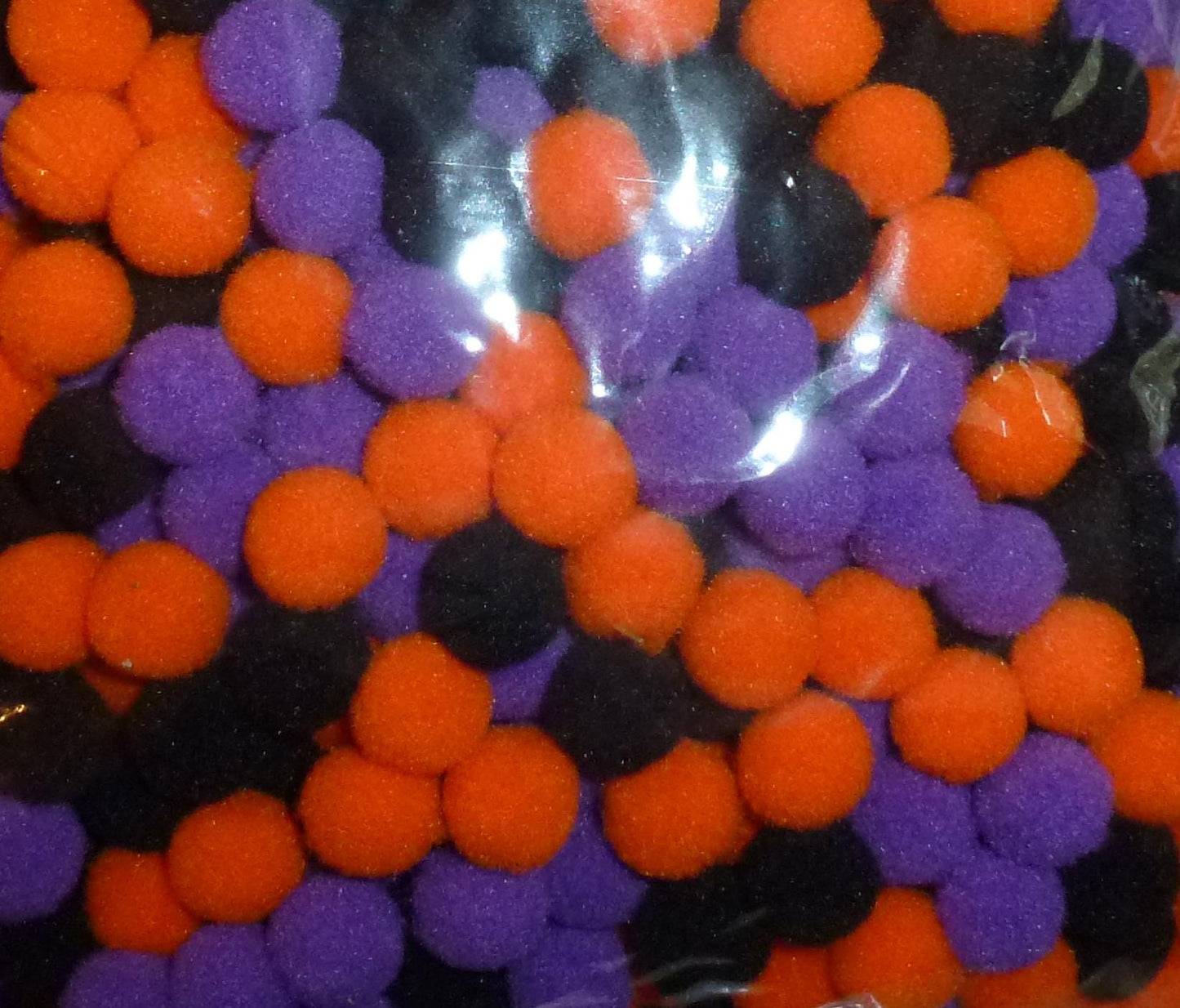 Pom poms 600pcs halloween black orange purple pom pon balls 3/8" 10mm