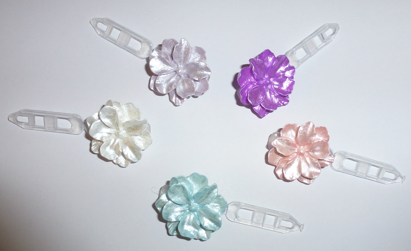 Puppy Bows 5pcs Camelia Flowers Dog Hair Barrette Grooming Clips